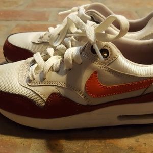 Nike Air Max Size 4Y Cream Maroon Orange